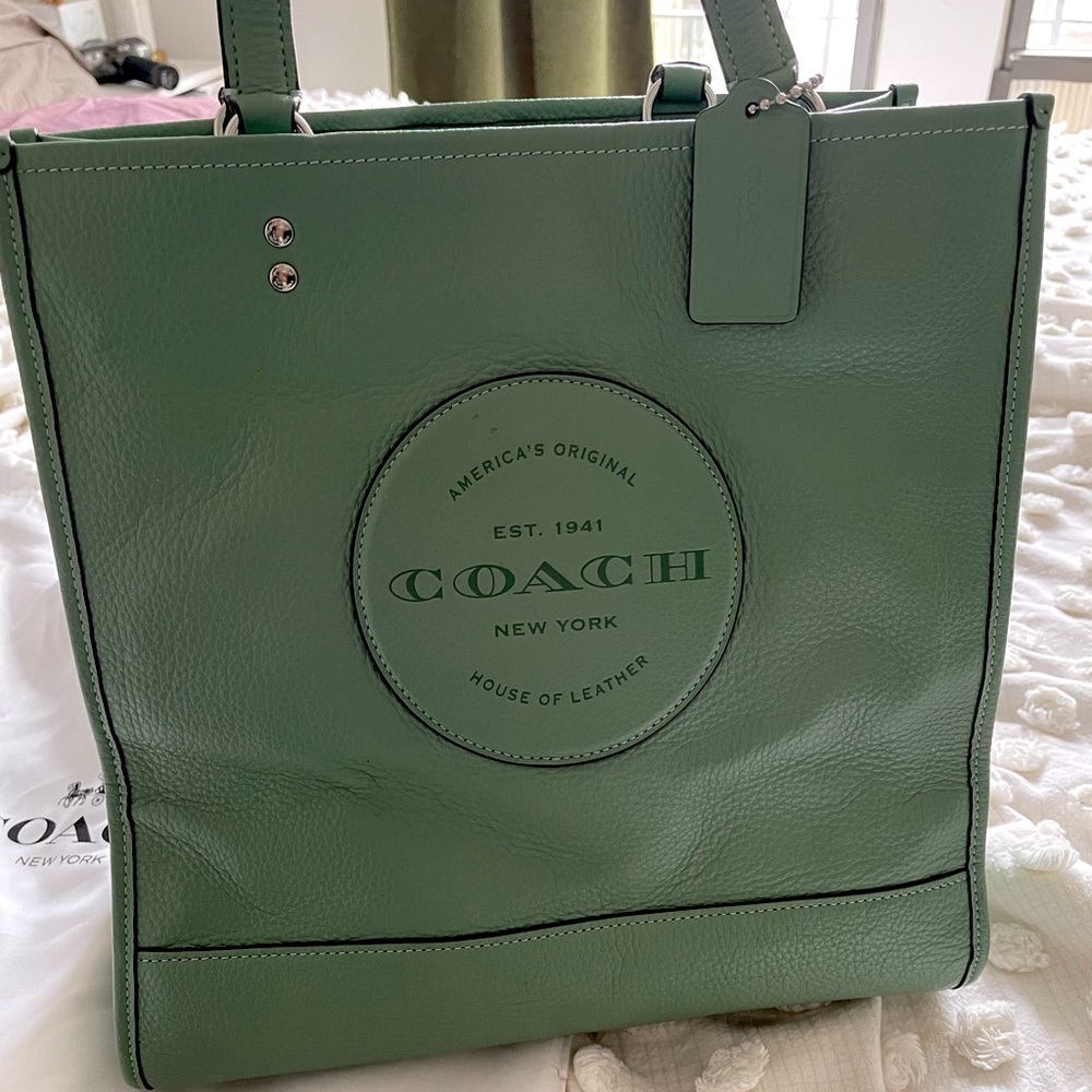 Coach Dempsey tote with patch